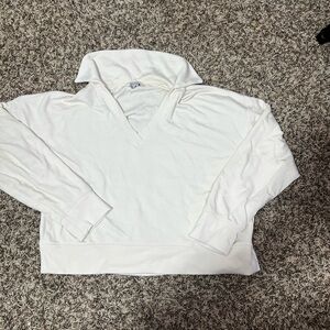 Danskin Cream V-Neck Pullover